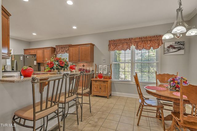1139 Waterbrooke Lane, Johnson City, TN 37604