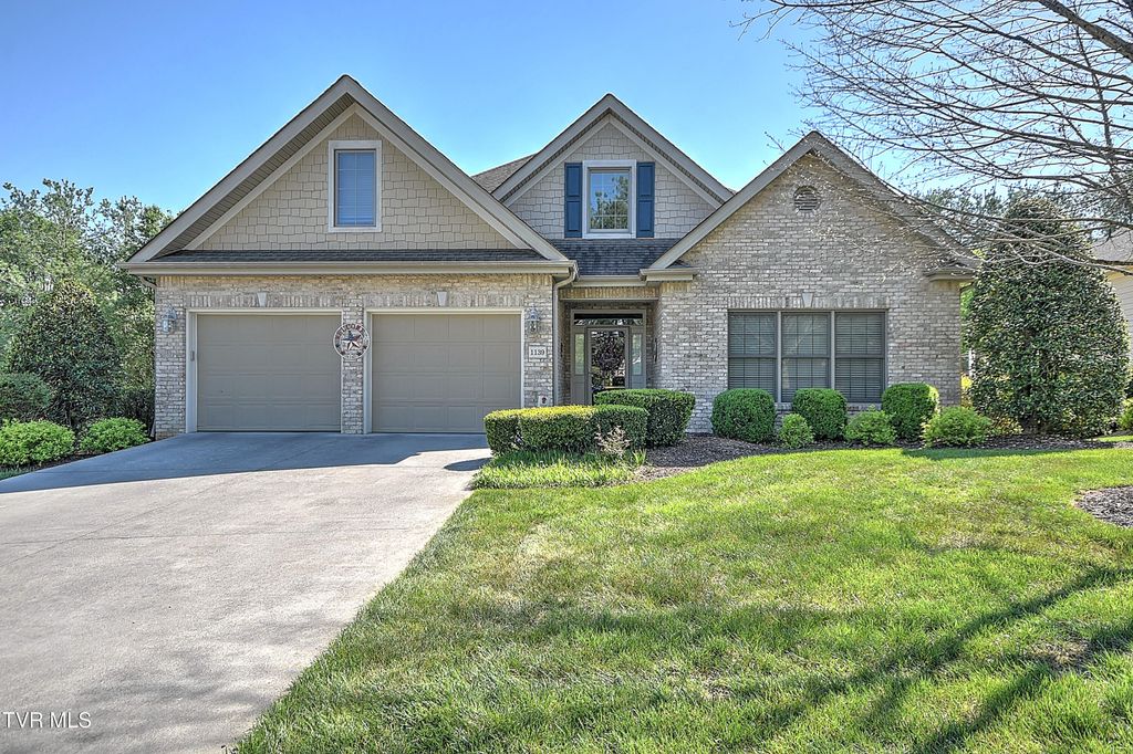 1139 Waterbrooke Lane, Johnson City, TN 37604