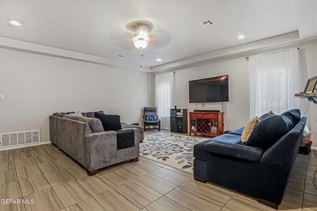 3197 Mansour Farah Street, El Paso, TX 79938