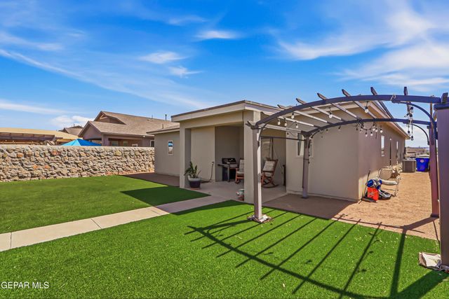 3197 Mansour Farah Street, El Paso, TX 79938