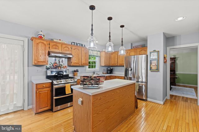 6705 ROCK FALL CT, Clifton, VA 20124