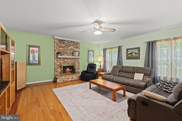 6705 ROCK FALL CT, Clifton, VA 20124