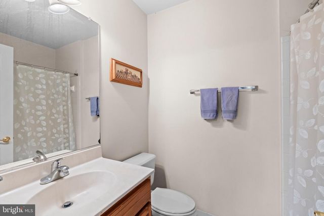 6705 ROCK FALL CT, Clifton, VA 20124