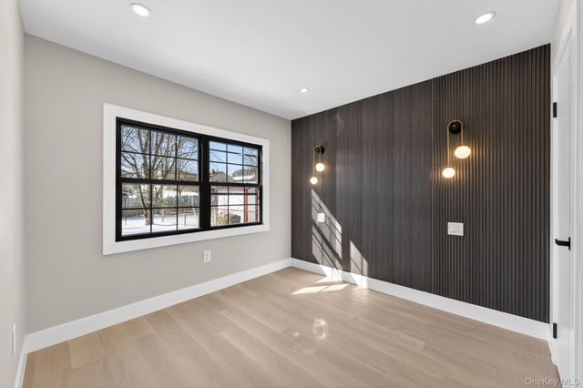 147-72 huxley Street, Rosedale, NY 11432