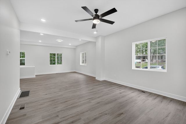 1124 13th Street, Des Moines, IA 50314