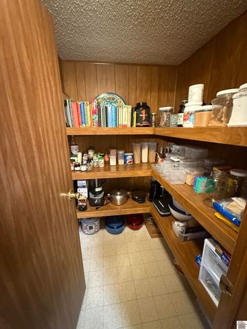 1473 Watson Rd, Murray, KY 42071