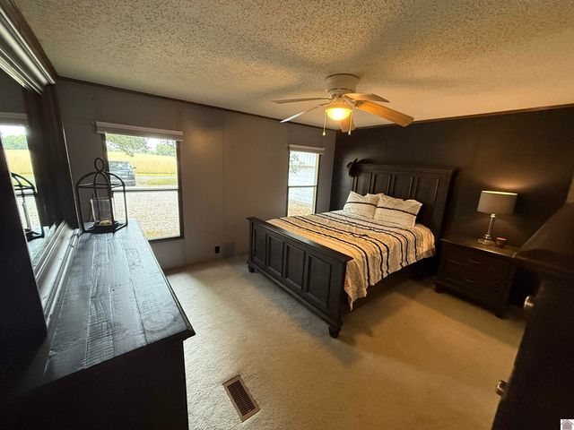 1473 Watson Rd, Murray, KY 42071