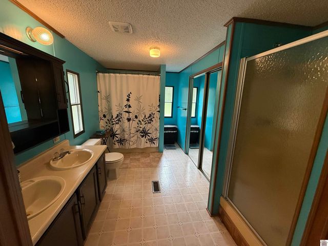 1473 Watson Rd, Murray, KY 42071