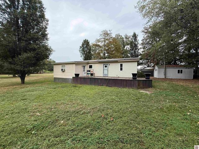 1473 Watson Rd, Murray, KY 42071