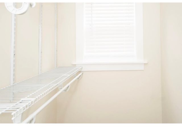 648 W Roscoe Street 2N, Chicago, IL 60657