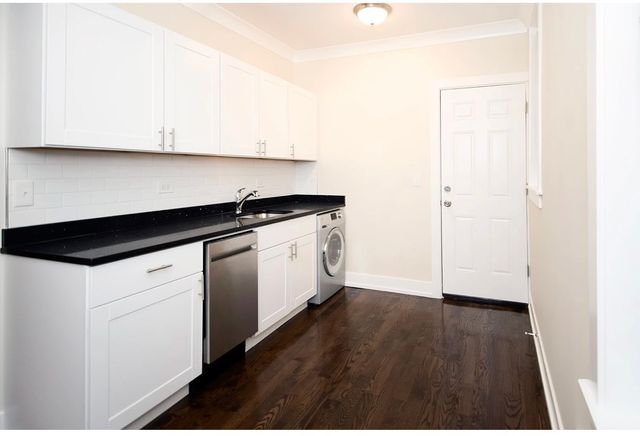 648 W Roscoe Street 2N, Chicago, IL 60657