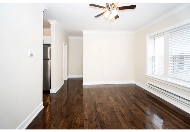 648 W Roscoe Street 2N, Chicago, IL 60657