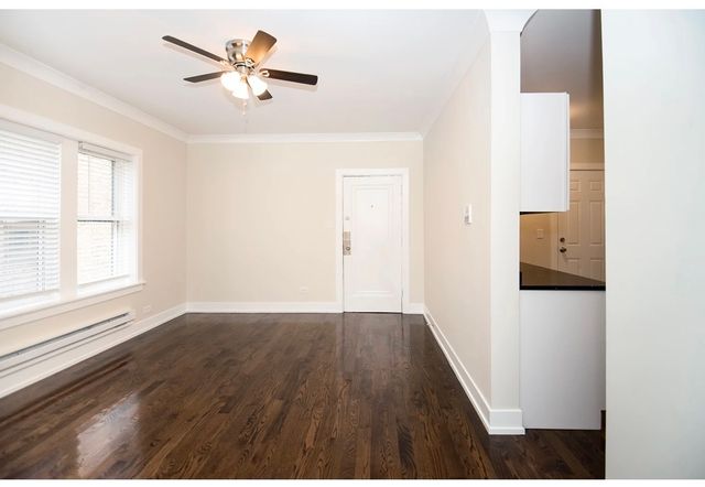 648 W Roscoe Street 2N, Chicago, IL 60657