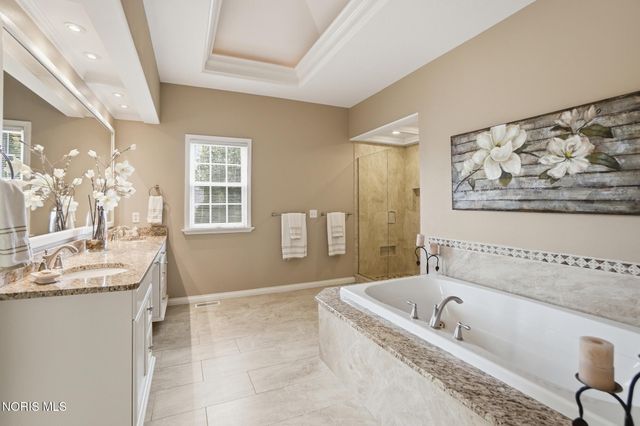 7047 White Tail Court, Toledo, OH 43617