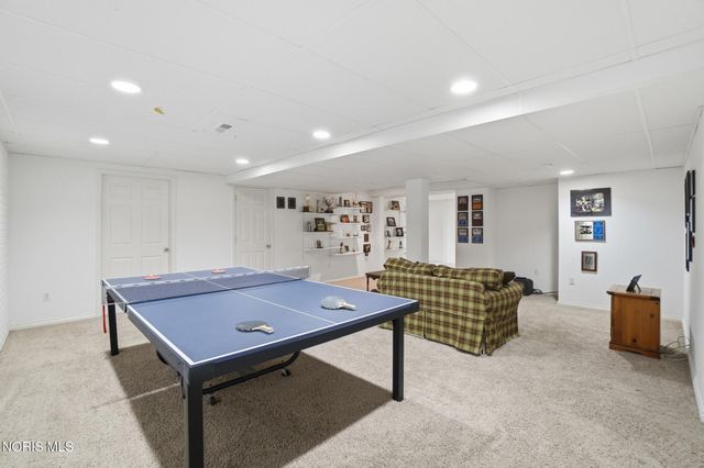 7047 White Tail Court, Toledo, OH 43617