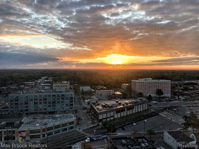 432 S Washington Avenue 1701, Royal Oak, MI 48067