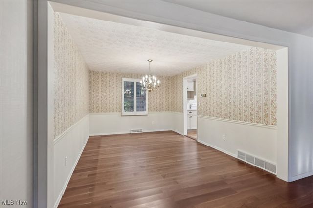 5974 Anna Lee Drive, Hudson, OH 44236