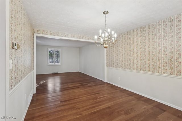 5974 Anna Lee Drive, Hudson, OH 44236