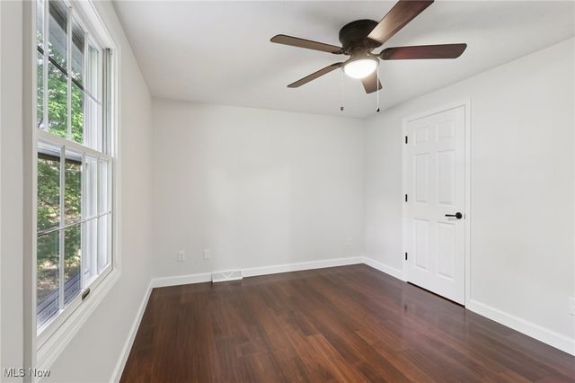 5974 Anna Lee Drive, Hudson, OH 44236