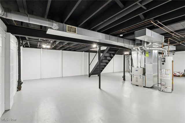 5974 Anna Lee Drive, Hudson, OH 44236