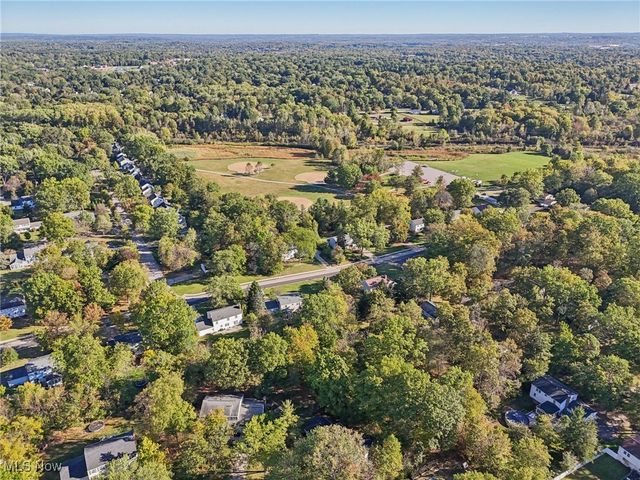 5974 Anna Lee Drive, Hudson, OH 44236