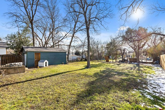 3700 Charlton Avenue, Waco, TX 76711