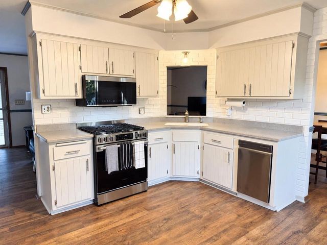 4613 87th PLACE, Kenosha, WI 53142