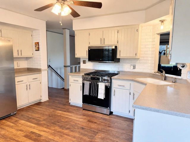 4613 87th PLACE, Kenosha, WI 53142