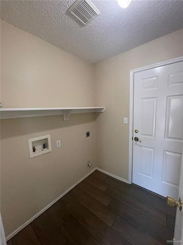 5712 N 36th Street, Mcallen, TX 78504