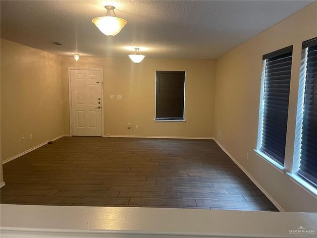 5712 N 36th Street, Mcallen, TX 78504