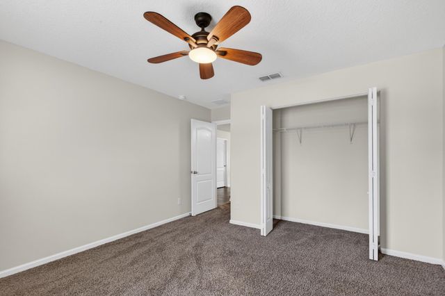 32 Green Palm Ct, St Augustine, FL 32086