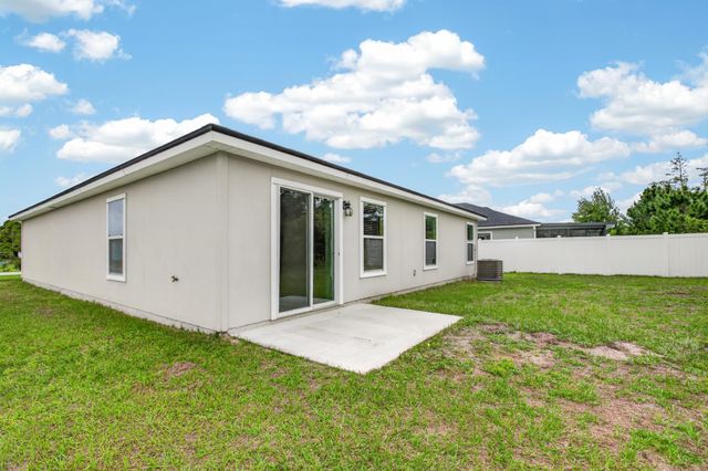 32 Green Palm Ct, St Augustine, FL 32086