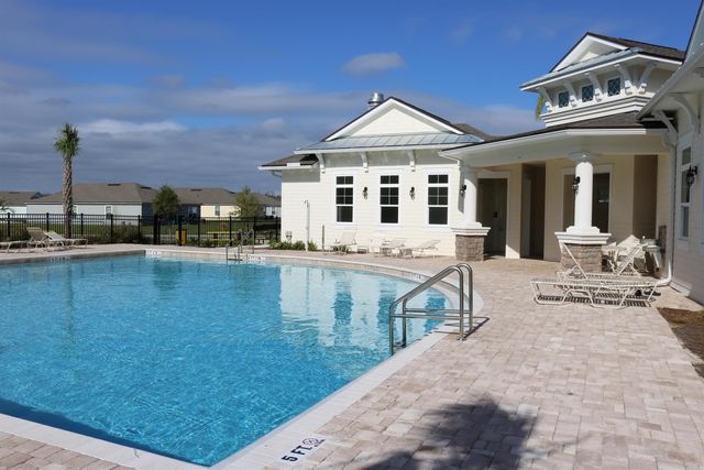 32 Green Palm Ct, St Augustine, FL 32086