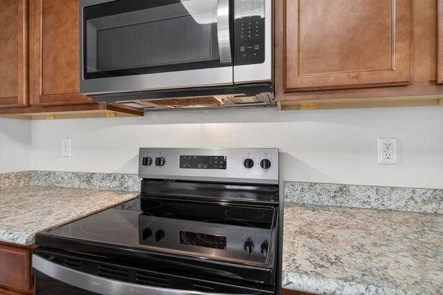 32 Green Palm Ct, St Augustine, FL 32086