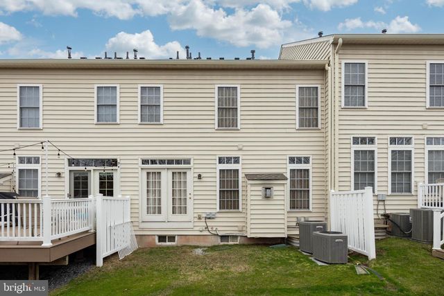 11 RINEHART RD, Pottstown, PA 19465