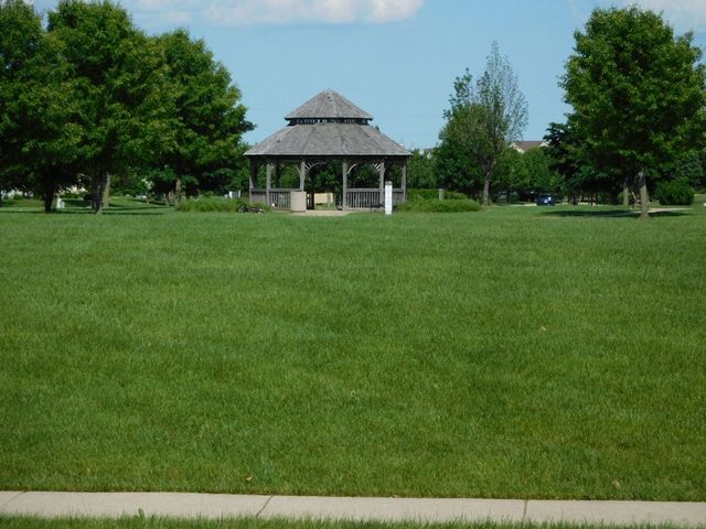 14528 Thomas Jefferson Drive, Plainfield, IL 60544