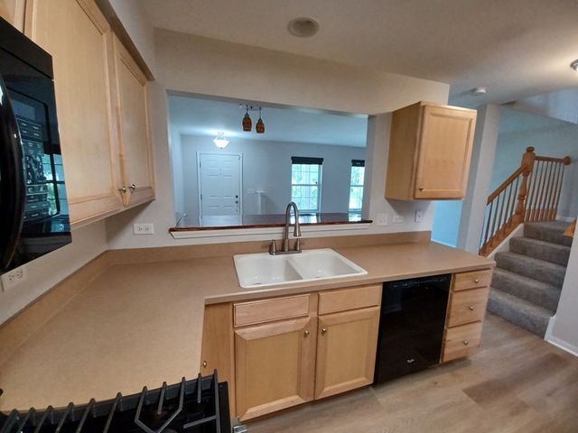 14528 Thomas Jefferson Drive, Plainfield, IL 60544
