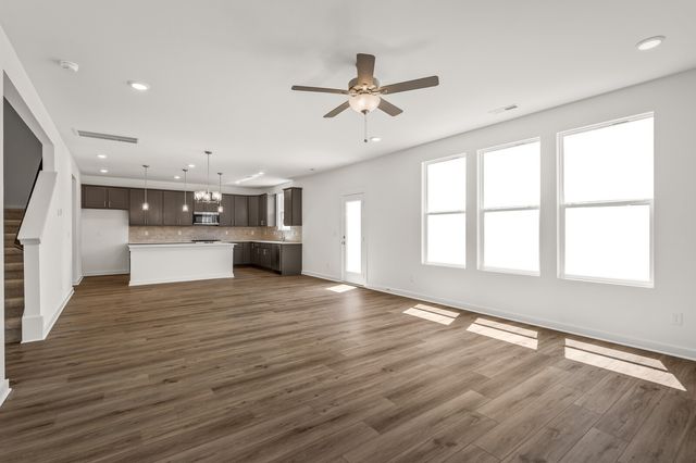 8198 Netterfield Drive, White House, TN 37188