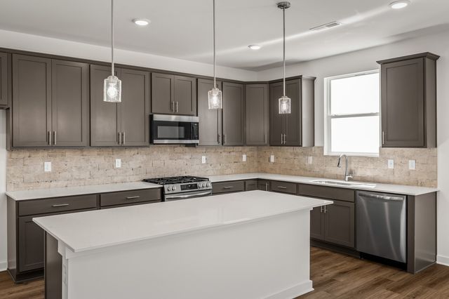 8198 Netterfield Drive, White House, TN 37188