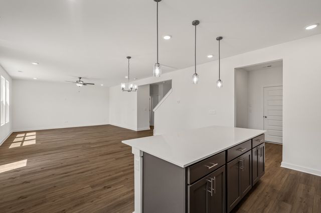 8198 Netterfield Drive, White House, TN 37188