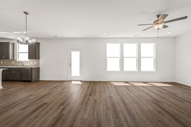 8198 Netterfield Drive, White House, TN 37188