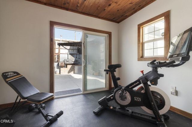 10634 Fitzroy Avenue, Los Angeles, CA 91042