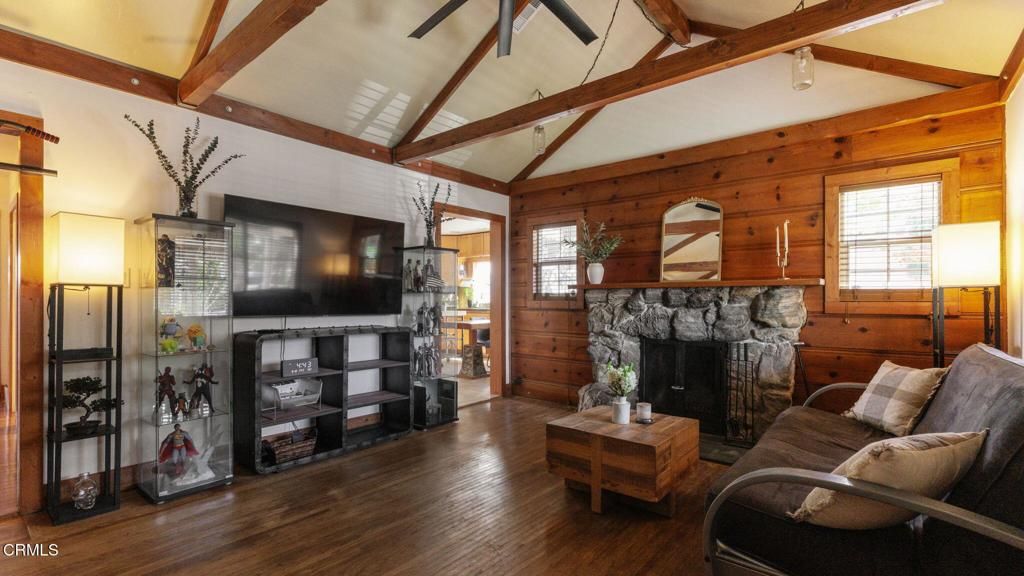 10634 Fitzroy Avenue, Los Angeles, CA 91042 — photo 5