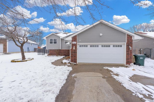 4467 N Westlake Ct, Bel Aire, KS 67220