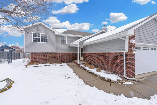 4467 N Westlake Ct, Bel Aire, KS 67220