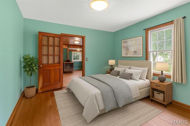 421 W College Street, Aurora, MO 65605