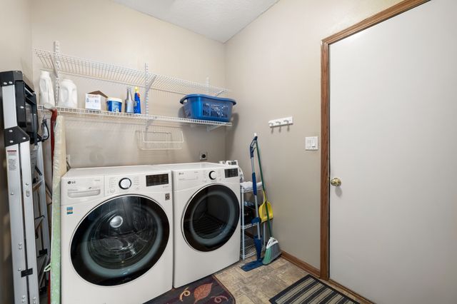 2313 NW School Street, Ankeny, IA 50023