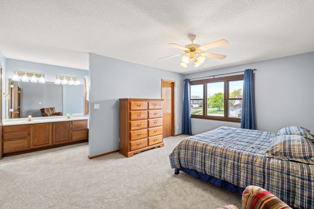 2313 NW School Street, Ankeny, IA 50023