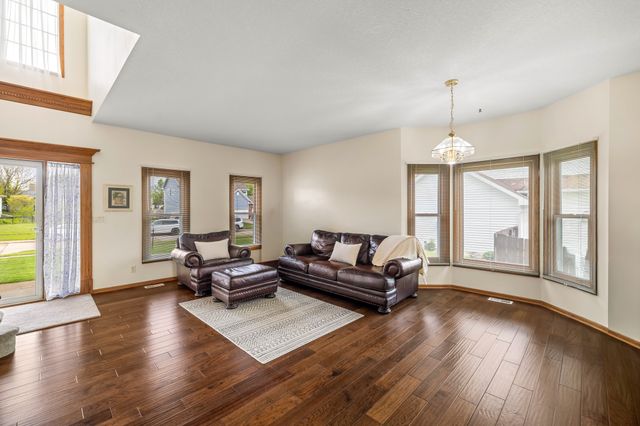 2313 NW School Street, Ankeny, IA 50023