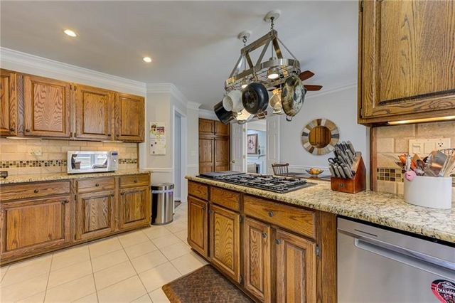 1059 Della Street SE, Marietta, GA 30067